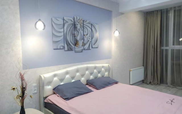 Квартира с Панорамными Окнами на Елeцком