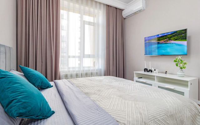 Apartments Svetlye V Tsentre Ryadom S Botanicheskim Sadom