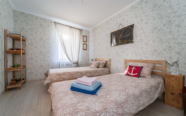 Апартаменты на пешеходной улице с 2-мя спальнями