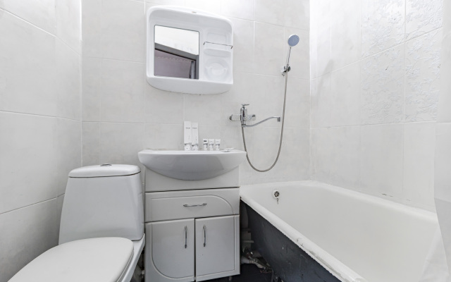 Respubliki Imanova Naberezhnaya Apartment