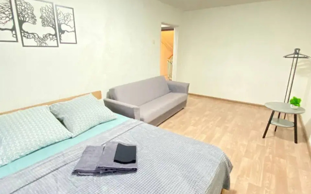 Апартаменты Кирова 112