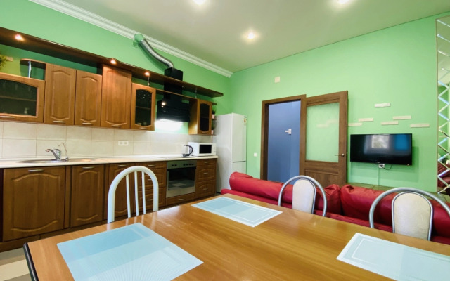 Апартаменты с Балконом на Свободы