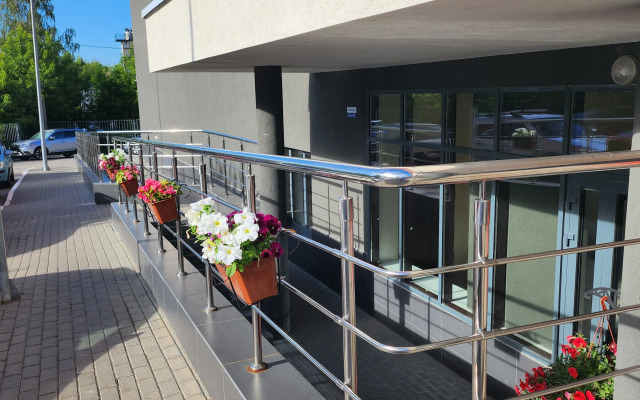 S Vidom na Zakat Rodionova, 19 Flat