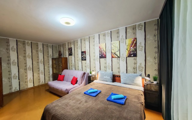 Квартира В центре на Буркова