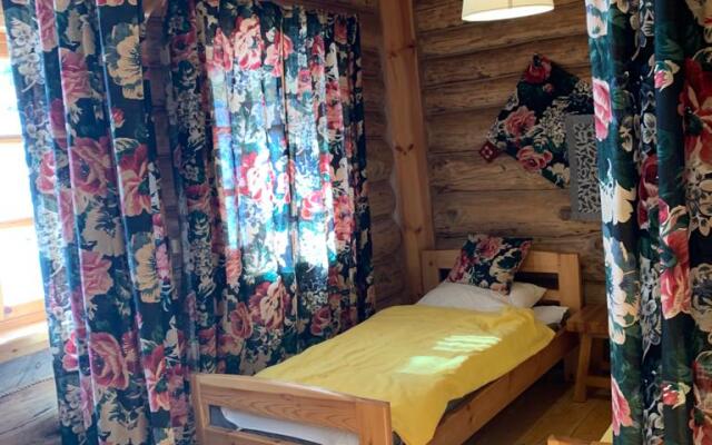 Изба Пасечника Пятиместная Хутор Медовый