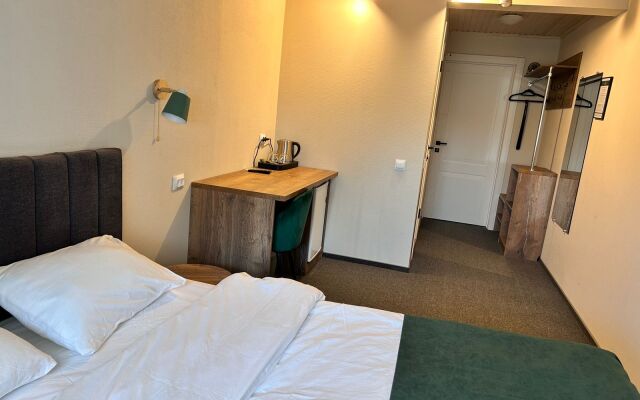 Aleon Hotel