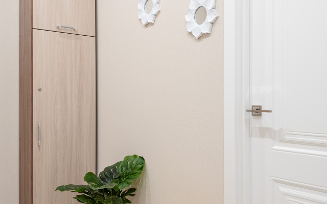 Апартаменты ApartHome Адмиралтейский 3