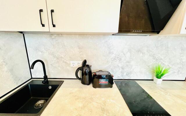 Na Lvovskoy 70A Apartments