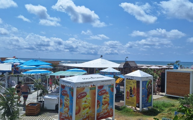 Arina Hotel