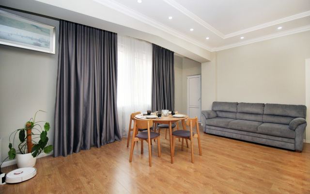 Keremet 7 Apartments