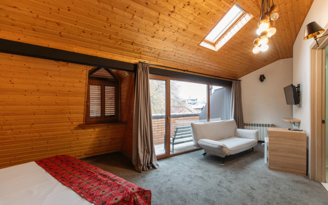 Отель Tekla Palace Block B by UrbanHotels