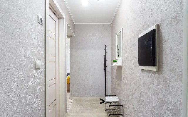 Sadovoe Koltso Izumrudnaya Apartments