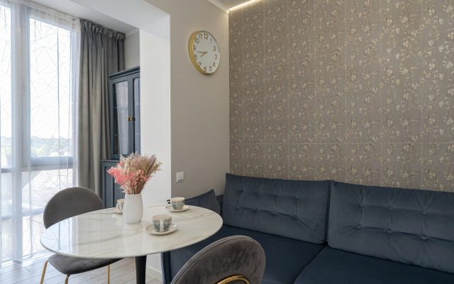 Lev Tolstoy Apartments