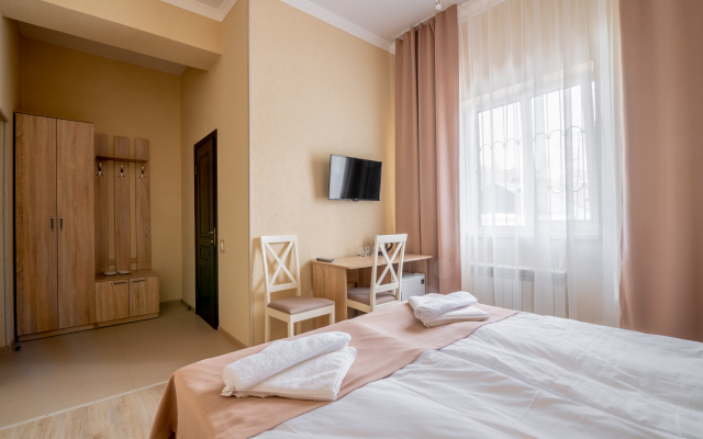 Gorod-Park Guest House