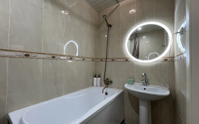 Квартира с Шикарным Видом на Море и Аллею