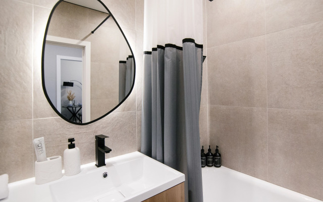 Апартаменты с Современным Ремонтом в Новом Доме