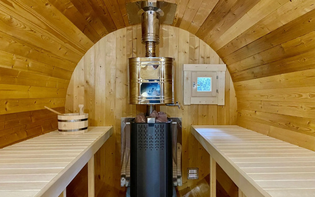 Замок Anstar House Vatutinki