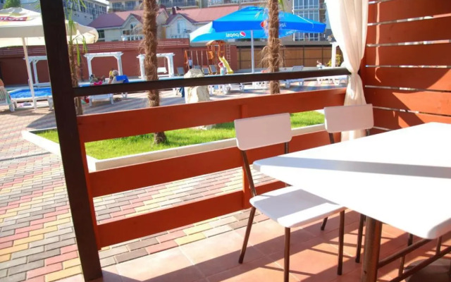 Peak Season 1 Apartments