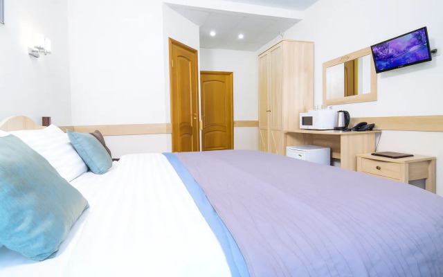 Novoteh Hotel