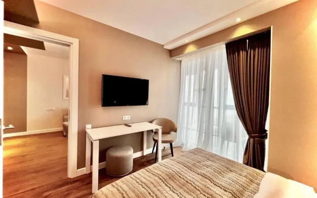 Grand Kral As Suit Hotel