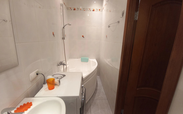 Апартаменты Трёшка в тихом центре