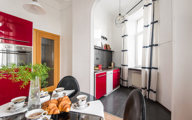 GM Apartments s Vidom na Naberezhnuyu Flat