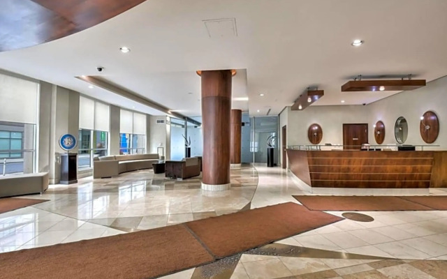 Simcoe Downtown Condos Apartment Hotel