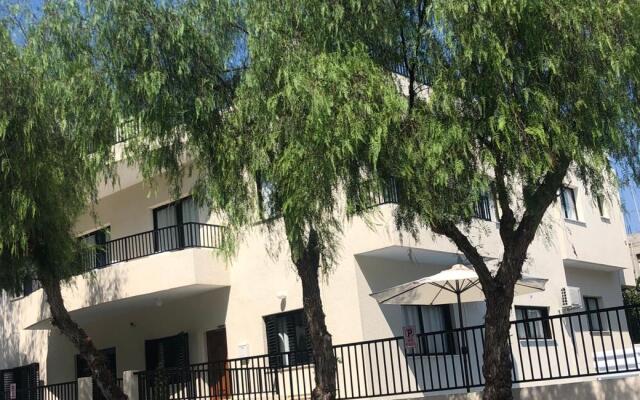 Athinas Court Apart-hotel