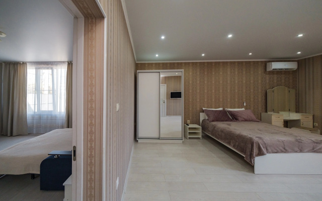 Leto Apartments