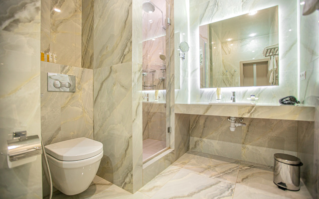 SL Luxury Hotel