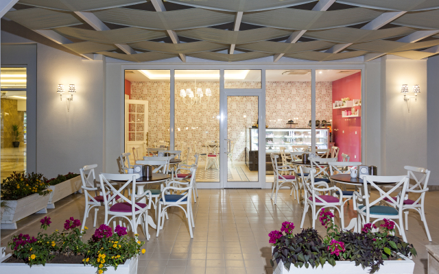 Karmir Resort  & SPA Hotel