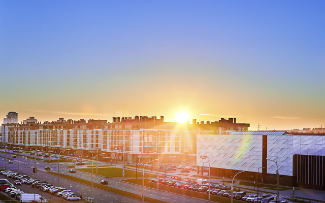 V Elitnom Zhilom Komplekse S Vidom Na Ozero  Rumer Apartments