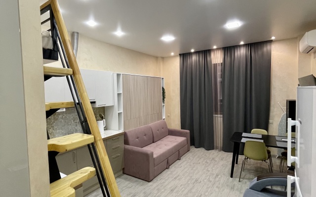 Studiya S Cherdakom Naprotiv Tts Gorki Gorod Flat