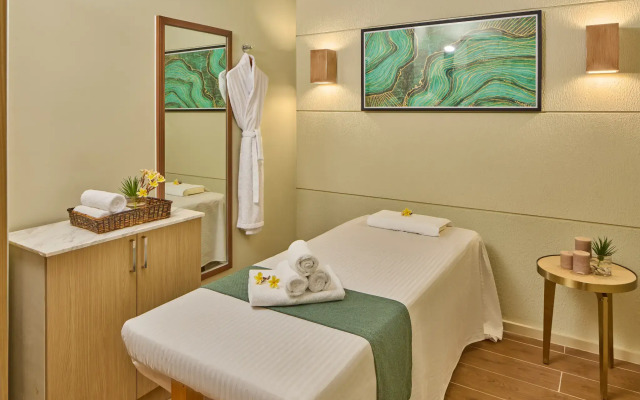 Chancellor Boracay Hotel