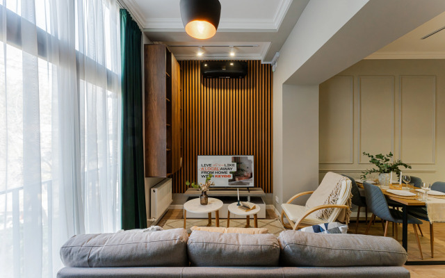 KeyGo #0106, 1 Bedroom, Near Vernissage Apartments