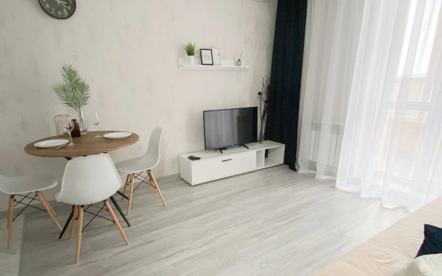Komfortnyye Apartamenty v ZhK Romanov
