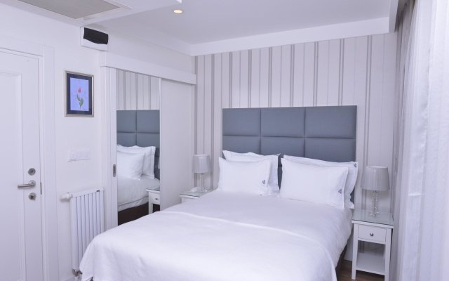 Отель Ten Rooms Istanbul Hotel - Adults Only