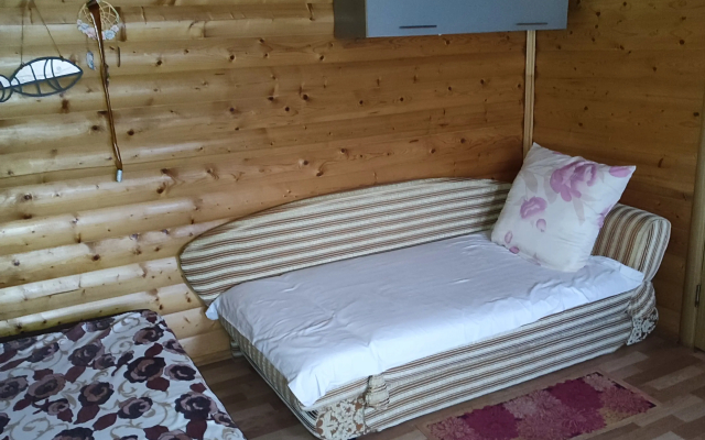 Частный дом на озере