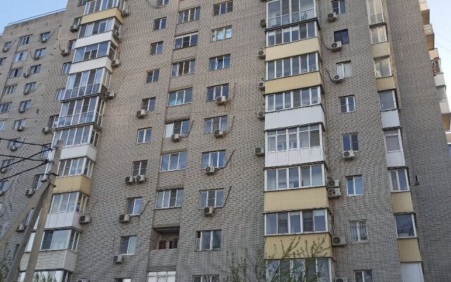 Vgosti 61 Chernoye Na Belom Flat