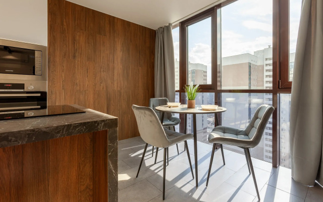 Апартаменты RentPlaza бизнес класса на высоком этаже