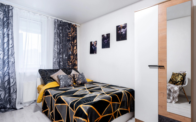 Uyutnaya Studiya Ryadom S. M. Devyatkino Apartments