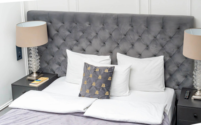 Апартаменты Sergeew Apartments Премиум в апарт-отеле Аквалина