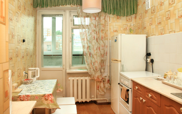 Trekhkomnatnaya Flat