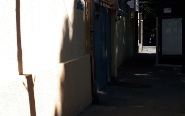 Modern Guesthouse