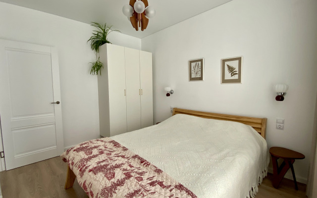 Uyutnaya Kvartira U Morya S Terrasoy Flat