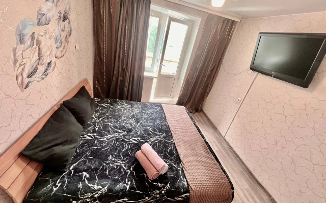 Апартаменты 3кв Южный ТРЦ Фаворит Уютная на Демьяна Бедного 104