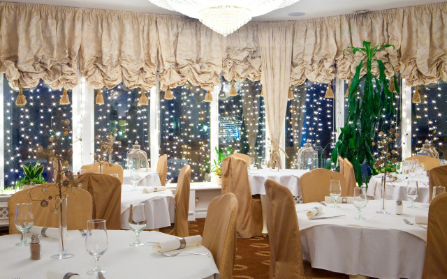 Отель Szrenicowy Dwor