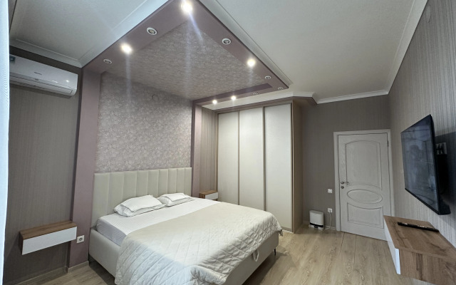 Квартира Просторная в 10 минутах от набережной