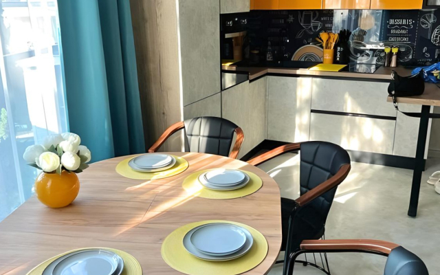 Apartamenty Luchezarny  Apartments