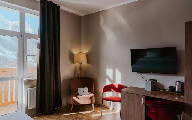 AYS Design Hotel Rosa Khutor